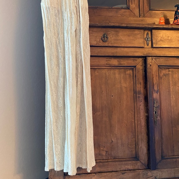 Ecoté White Lace Wide Leg Jumpsuit - Picture 9 of 12